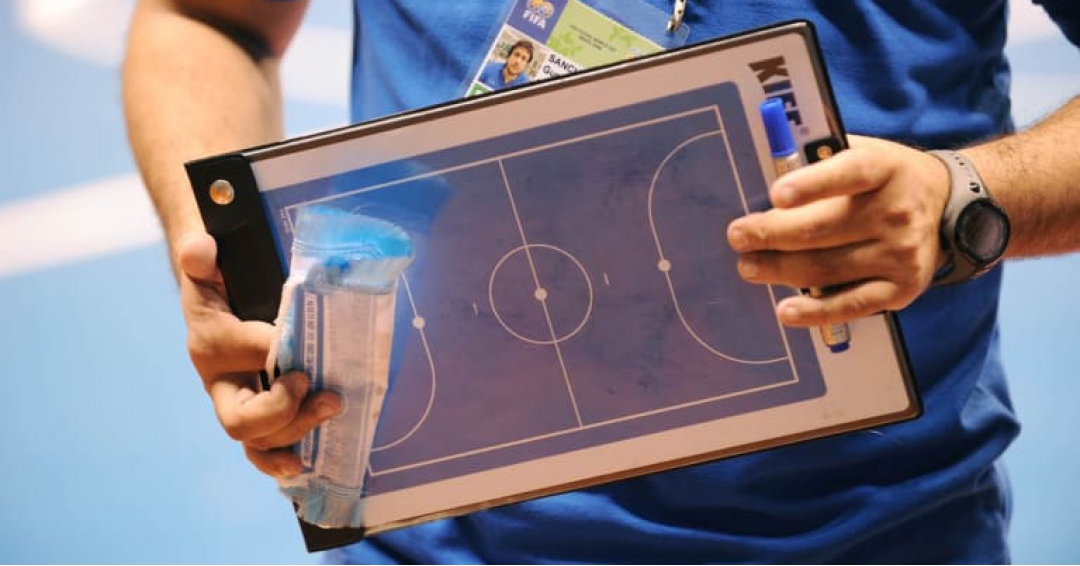 تبدیل تاکتیک 3-1 به 4-0 تبدیل تاکتیک 3-1 به 4-0